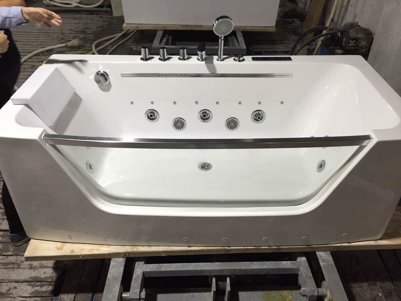 C-445 C-446 C-447 Bathroom Bathtub for Sale2.JPG