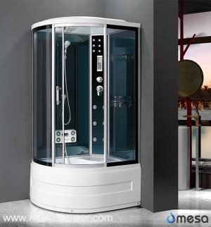 Svi u jednom tuš kućištu sa tuš i vodom